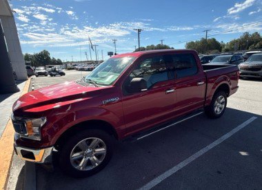 Used 2019 Ford F150 XLT w/ Equipment Group 302A Luxury AWD/4WD image 3