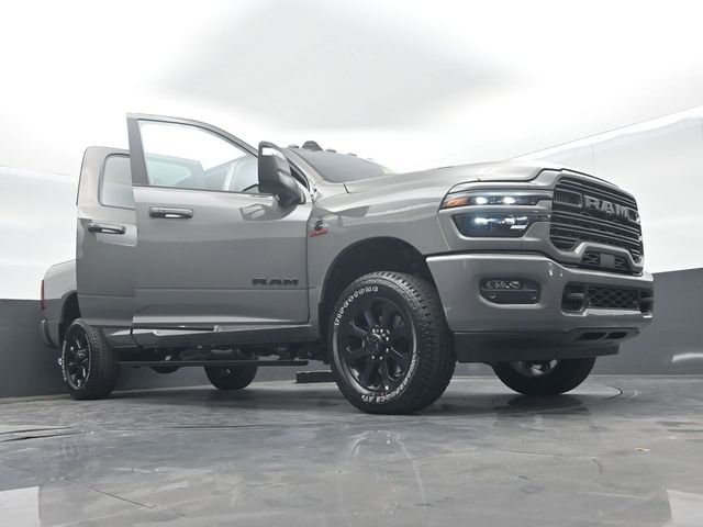 New 2026 RAM 3500 Laramie AWD/4WD image 70