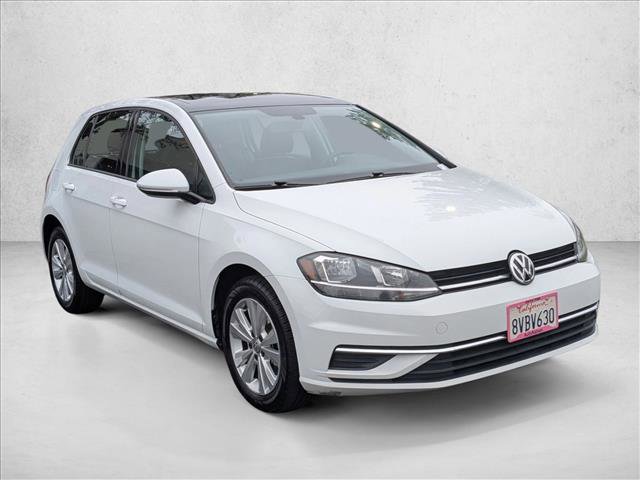 Used 2021 Volkswagen Golf 4-Door image 3