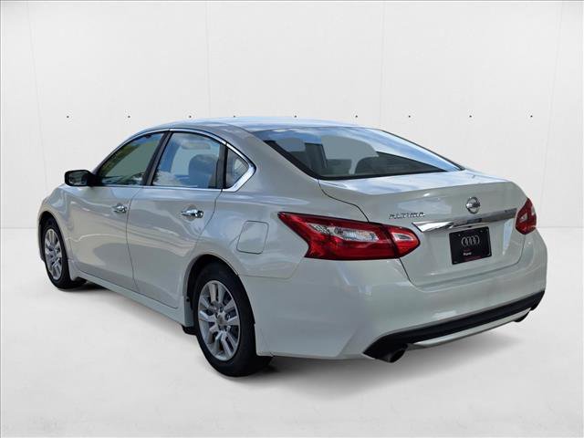 Used 2016 Nissan Altima 2.5 S w/ Power Driver Seat Package image 7