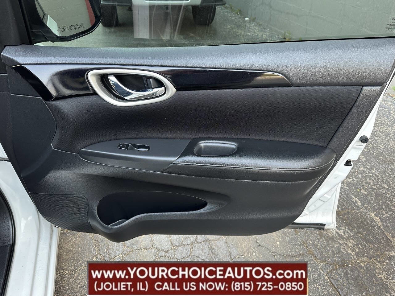 Used 2017 Nissan Sentra SV w/ Style Package image 21