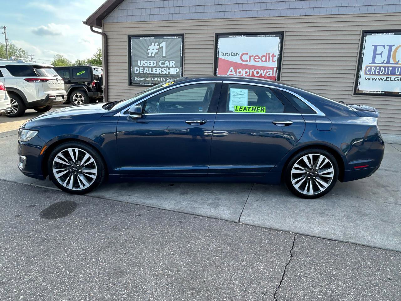 Used 2017 Lincoln MKZ Select w/ Climate Package AWD/4WD image 8