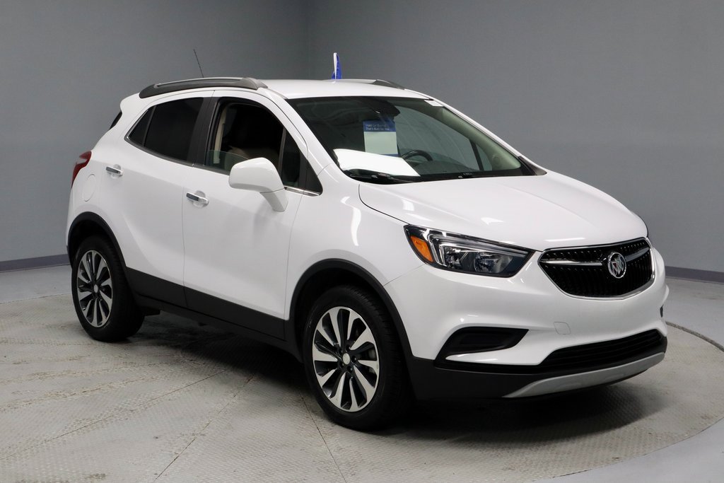 Used 2021 Buick Encore Preferred image 1