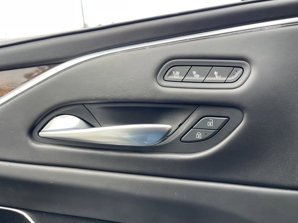 Used 2023 Cadillac Escalade ESV Sport Platinum image 20