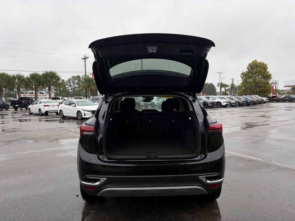 Used 2023 Buick Envision Essence AWD/4WD image 5