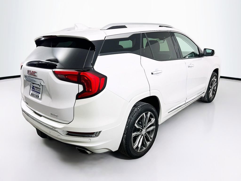 Certified 2020 GMC Terrain Denali w/ LPO, Floor Liner Package image 7