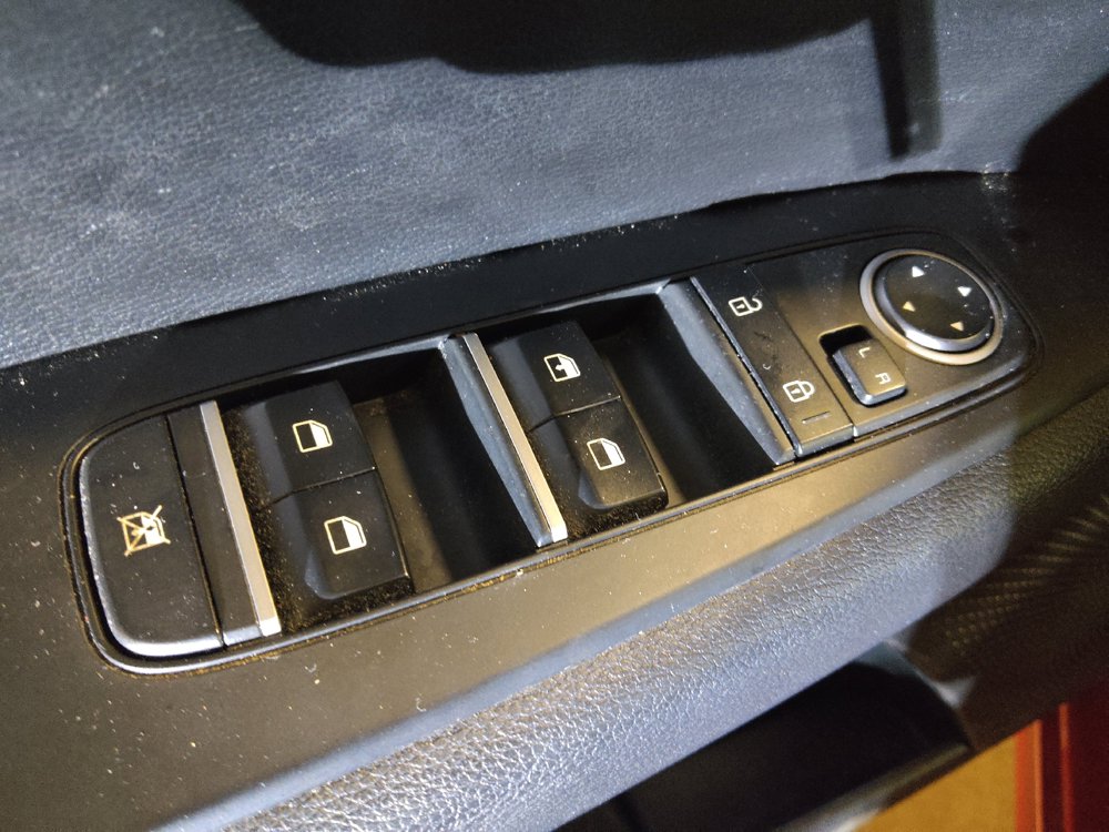 Used 2024 Kia Forte LXS w/ LXS Technology Package FWD image 27