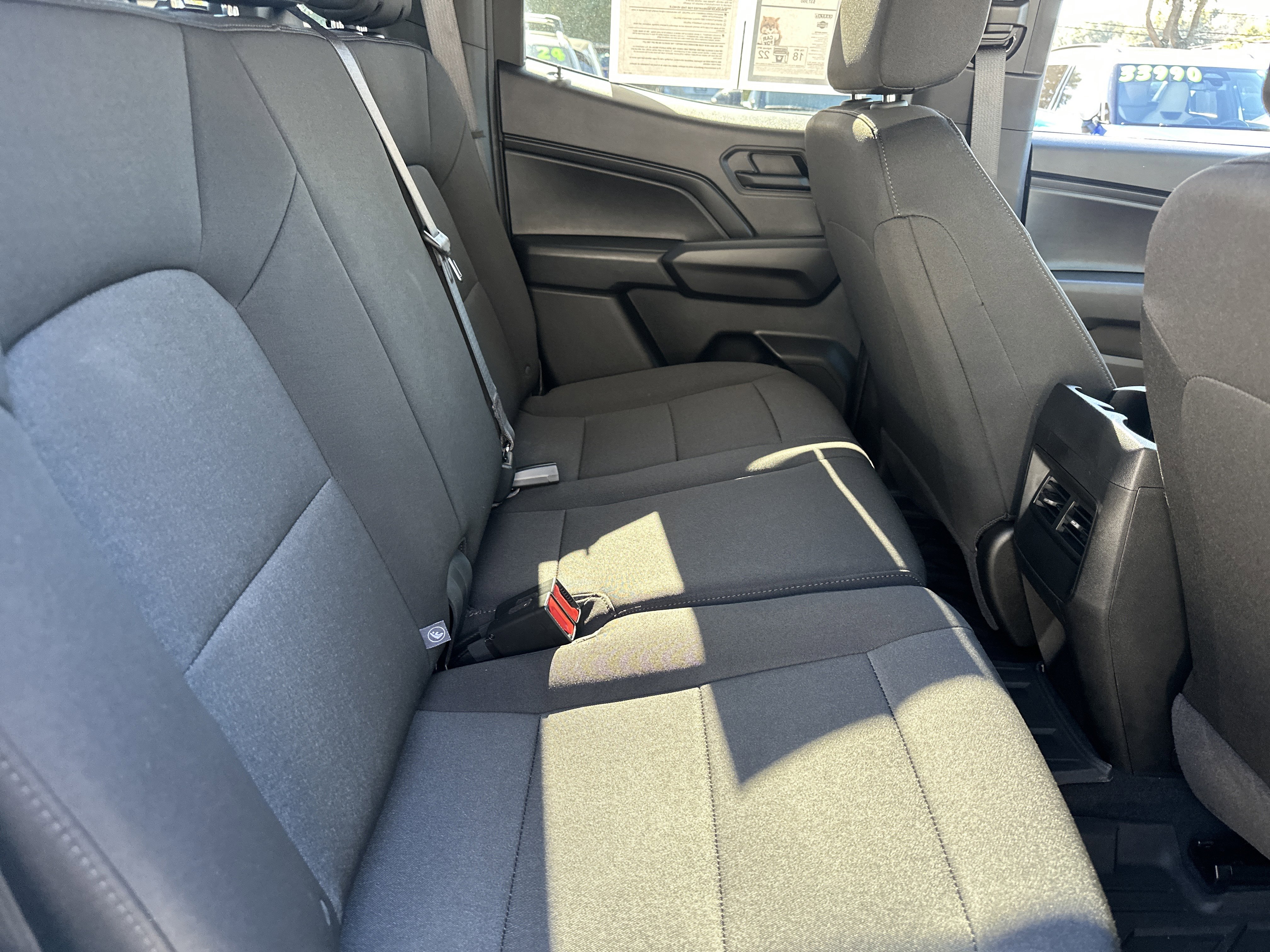 Used 2025 Chevrolet Colorado Trail Boss image 14