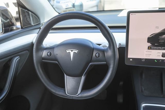 Used 2023 Tesla Model Y Long Range image 14