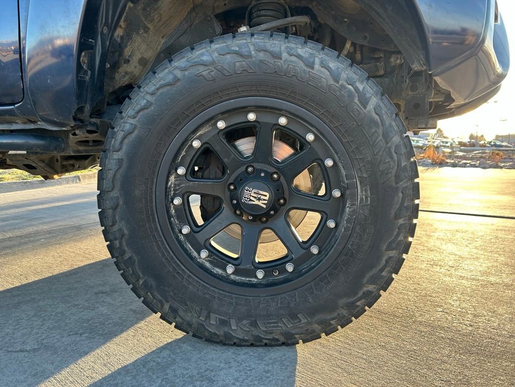 Used 2013 Toyota Tacoma 4x4 Double Cab w/ TRD Off-Road Pkg image 30