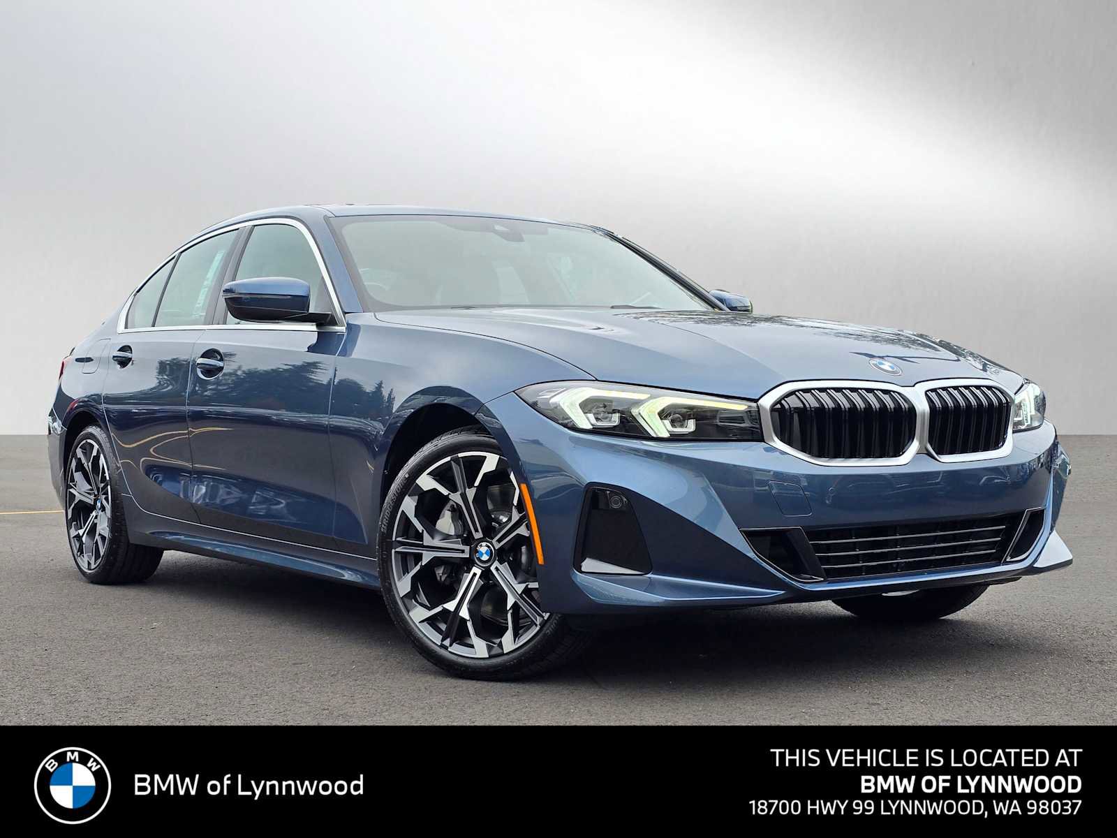 Used 2025 BMW 330i xDrive Sedan w/ Premium Package image 1