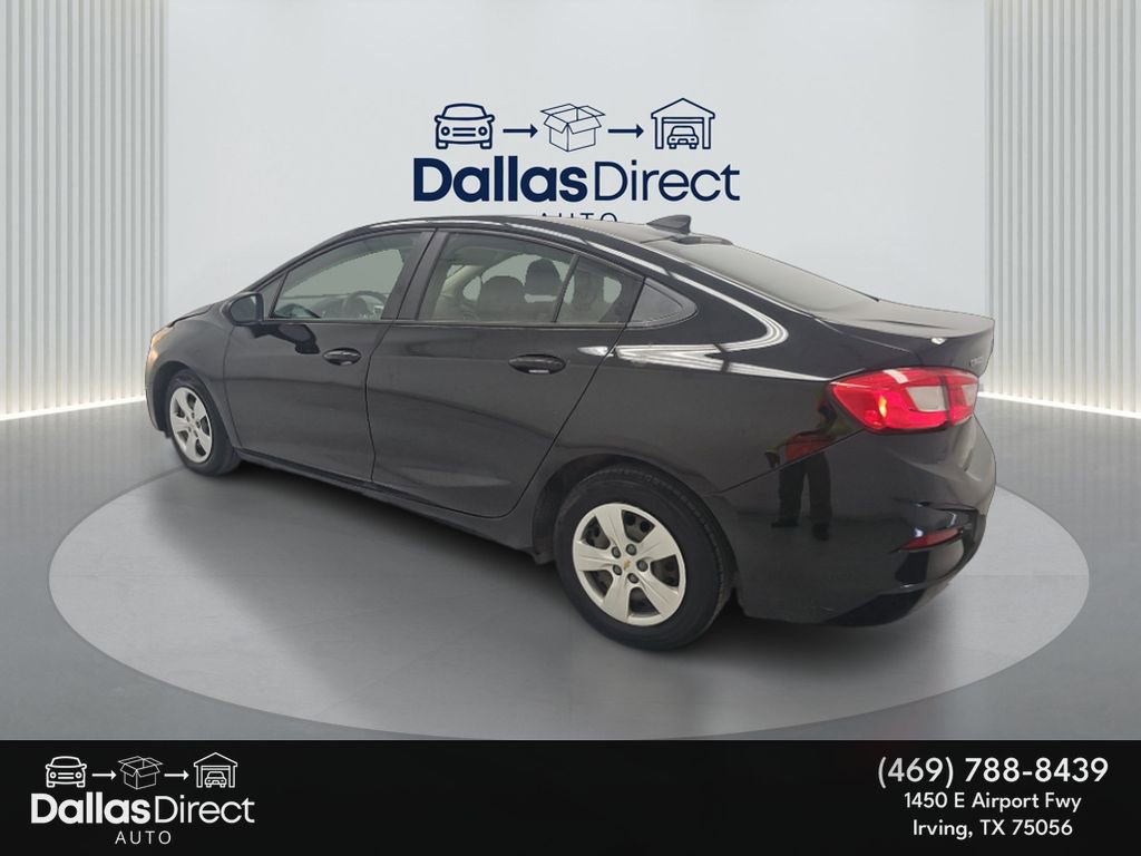 Used 2018 Chevrolet Cruze LS FWD image 9