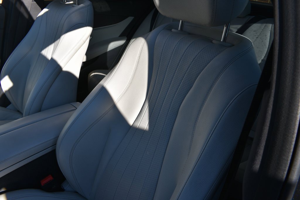 Used 2023 Mercedes-Benz E 350 4MATIC Sedan w/ Premium Package image 11