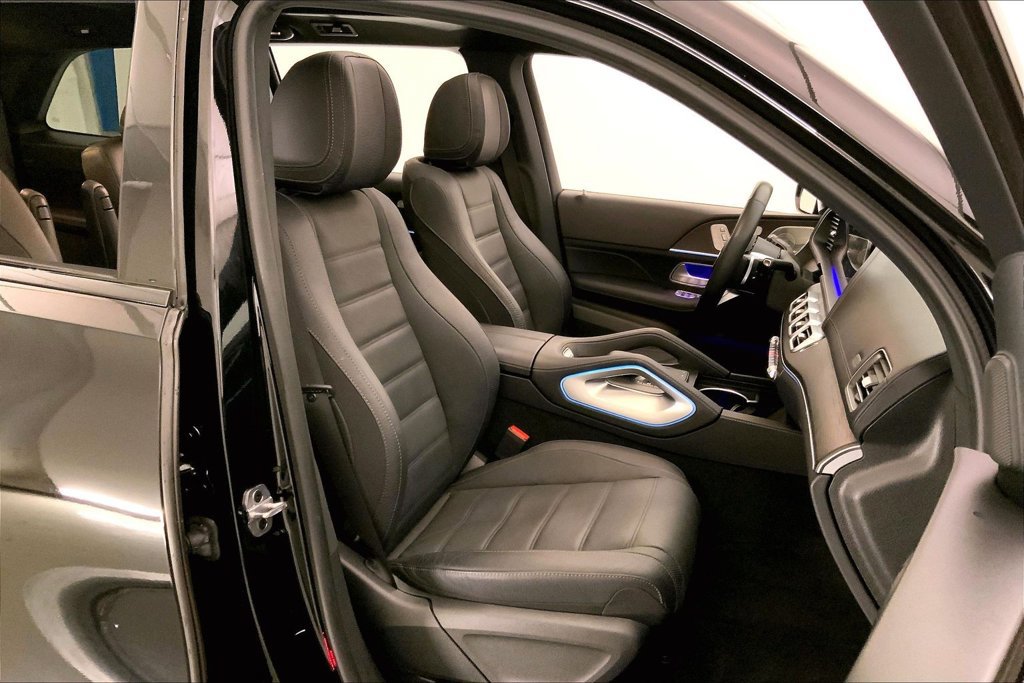 Used 2024 Mercedes-Benz GLS 450 4MATIC image 6