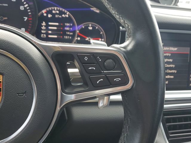 Used 2018 Porsche Panamera image 34