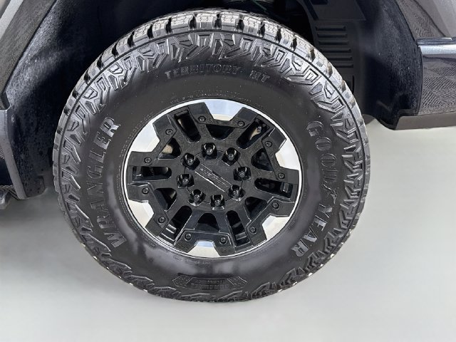 Used 2024 GMC Hummer EV 3X w/ Extreme Off-Road Package AWD/4WD image 31
