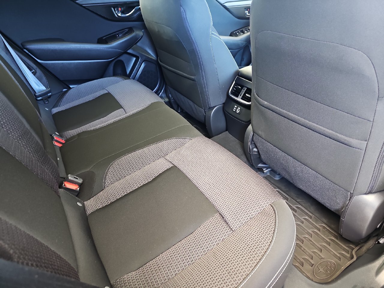 Used 2024 Subaru Outback Premium w/ Popular Package #1 AWD/4WD image 14