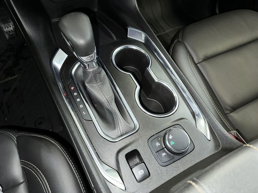 Certified 2023 Chevrolet Traverse LT w/ LPO, Floor Liner Package image 17