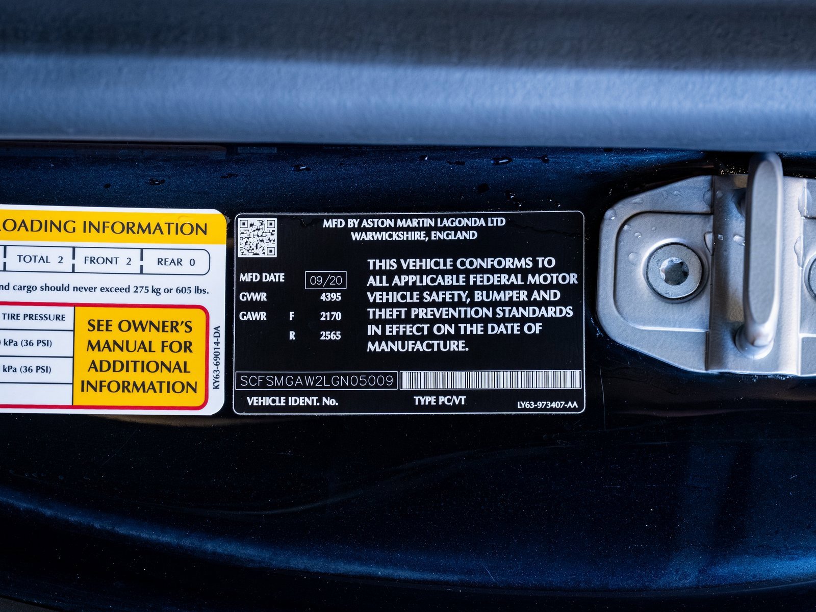 Used 2020 Aston Martin V8 Vantage Coupe image 24