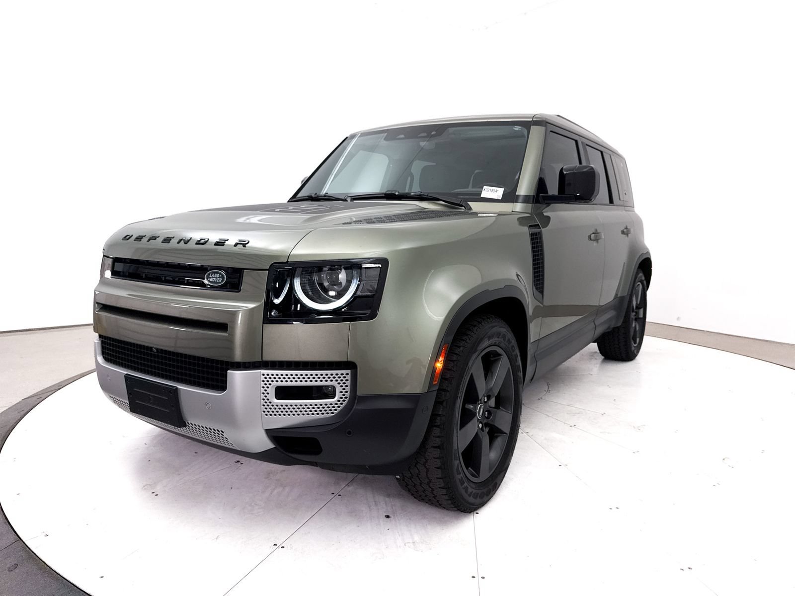 Used 2022 Land Rover Defender 110 SE AWD/4WD image 14
