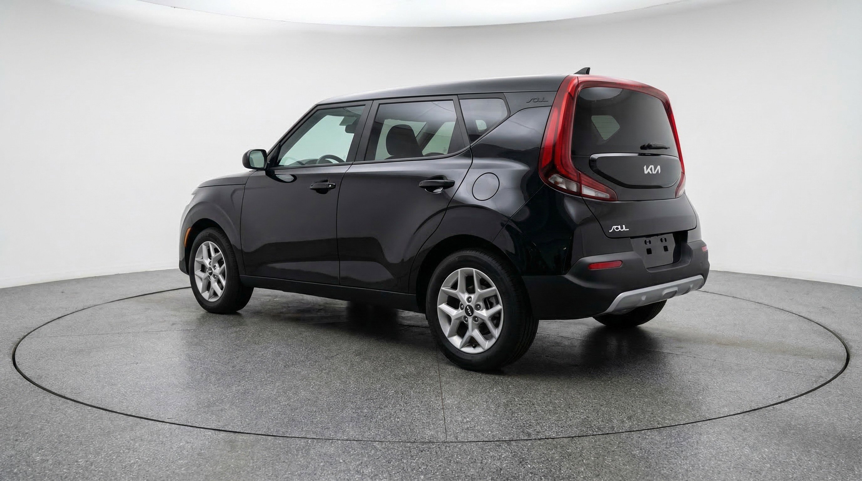 Used 2025 Kia Soul LX w/ LX Technology Package image 6