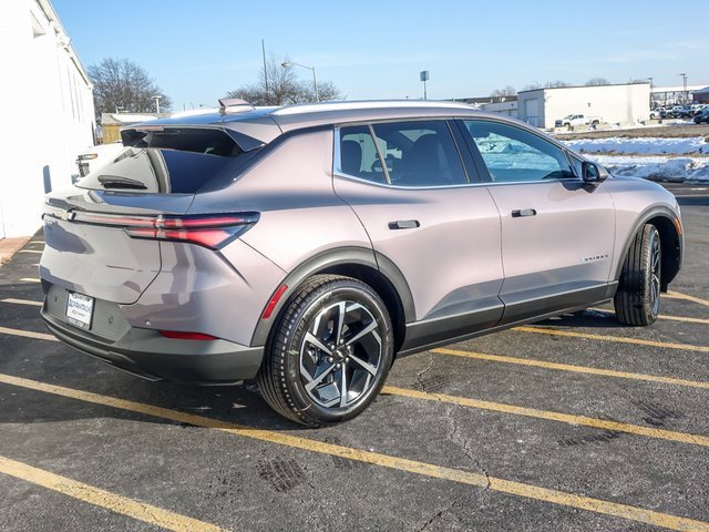 New 2026 Chevrolet Equinox EV LT image 6