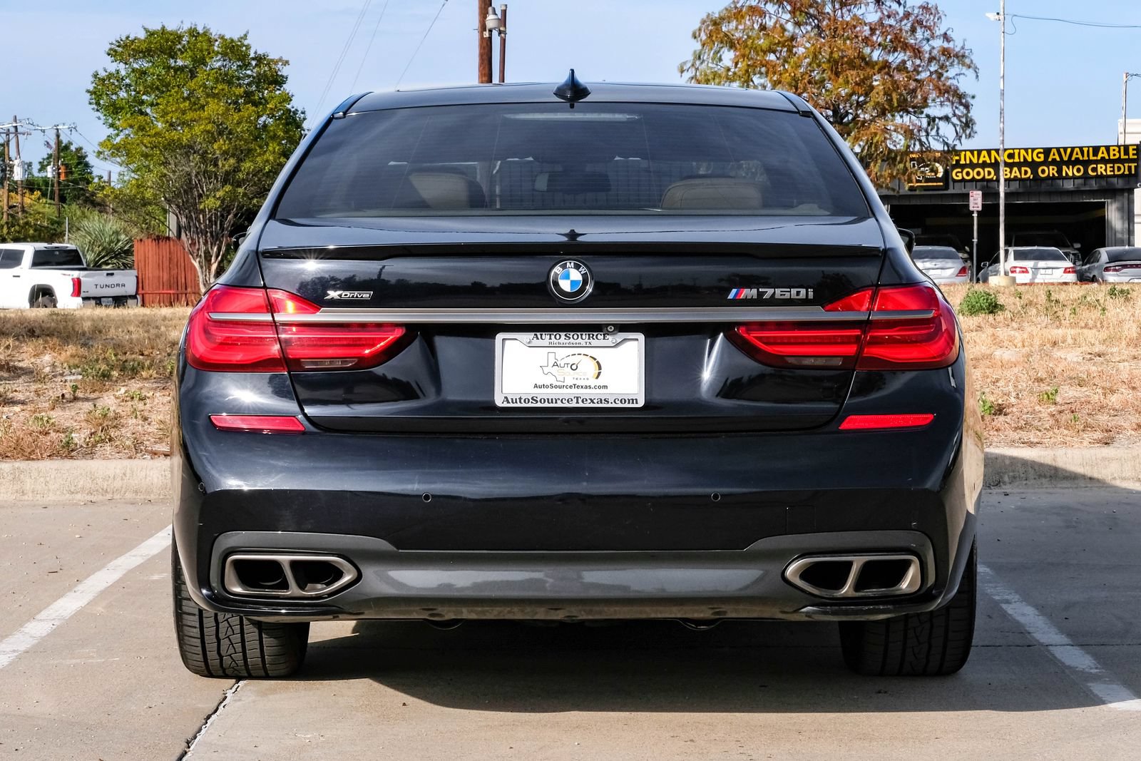 Used 2018 BMW M760i xDrive AWD/4WD image 8