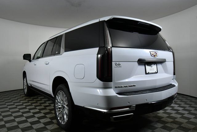 Used 2026 Cadillac Escalade ESV Luxury w/ LPO, Floor Liner Package AWD/4WD image 20