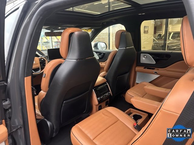 Used 2023 Lincoln Aviator Black Label image 8