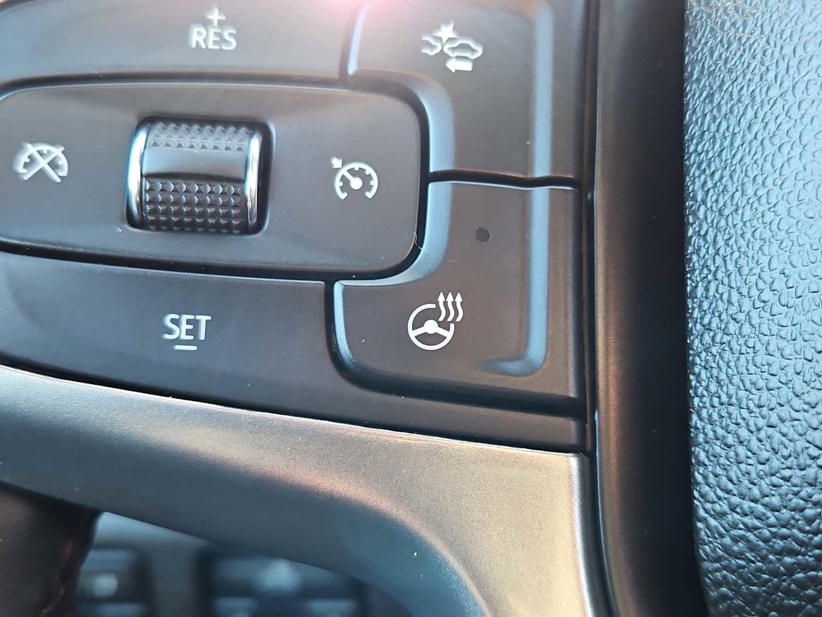 Used 2023 Chevrolet Silverado 1500 LT w/ Z71 Off-Road Package image 21