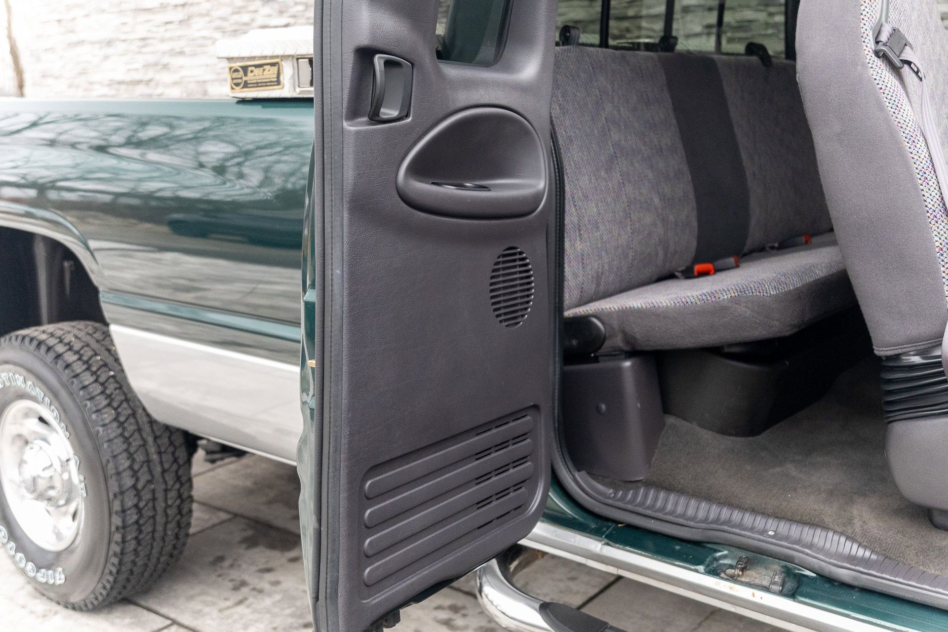 Used 2001 Dodge Ram 2500 Truck 4x4 Quad Cab image 28