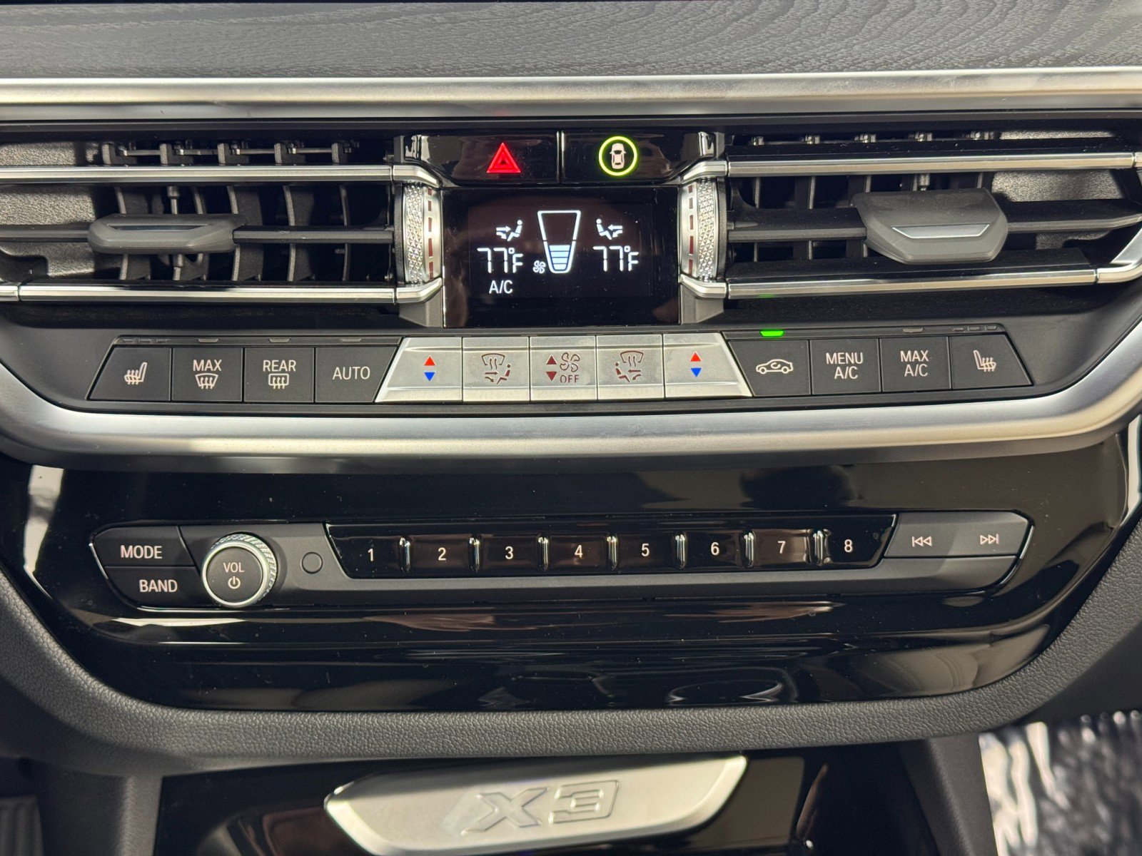 Used 2024 BMW X3 xDrive30i w/ Premium Package w/ZPA image 29