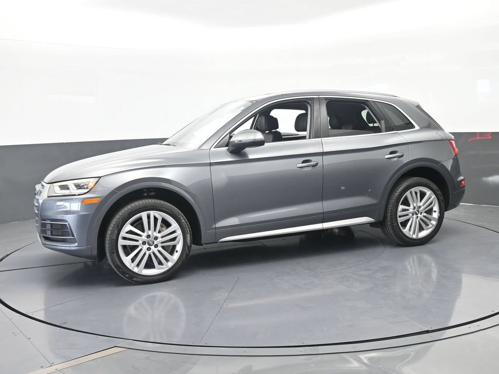 Used 2018 Audi Q5 2.0T Premium Plus w/ Premium Plus Package AWD/4WD image 2