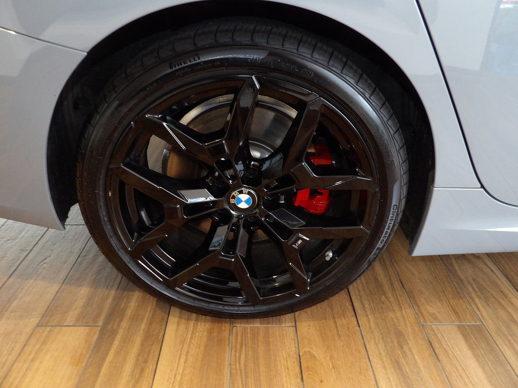 Used 2026 BMW 330i xDrive Sedan w/ M Sport Package AWD/4WD image 5