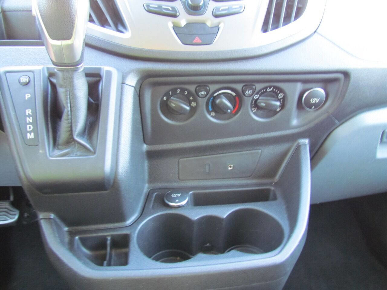 Used 2016 Ford Transit 350 XLT RWD image 18