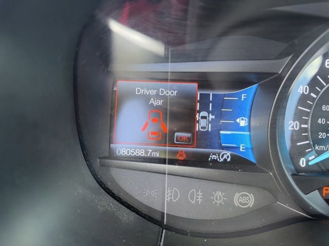 Used 2021 Ford Edge SE image 16