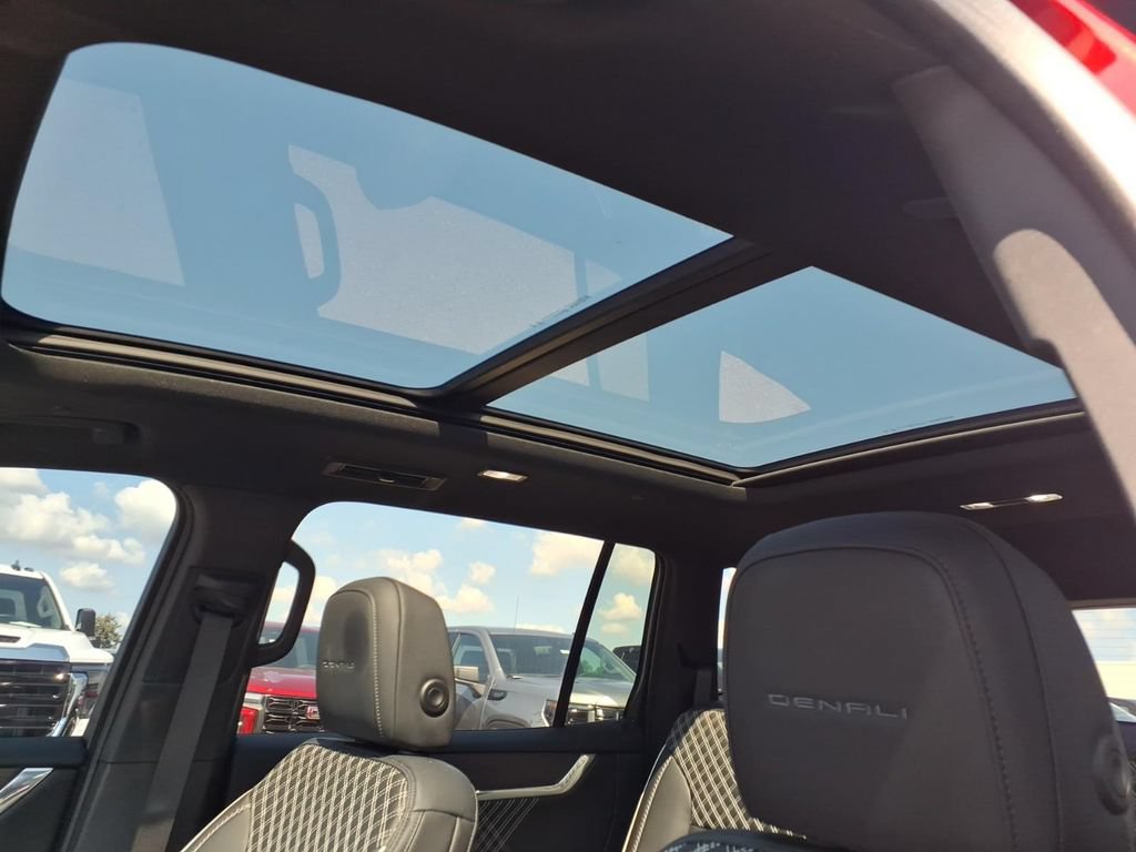 Used 2024 GMC Acadia Denali FWD image 15