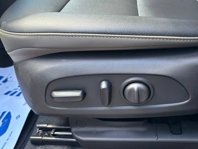 Used 2025 Chevrolet Trax ACTIV w/ Driver Confidence Package FWD image 15