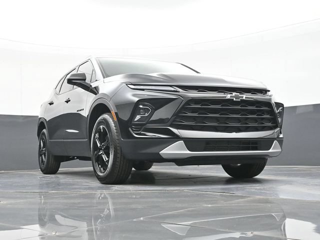 New 2026 Chevrolet Blazer LT w/ Midnight/Sport Edition FWD image 45