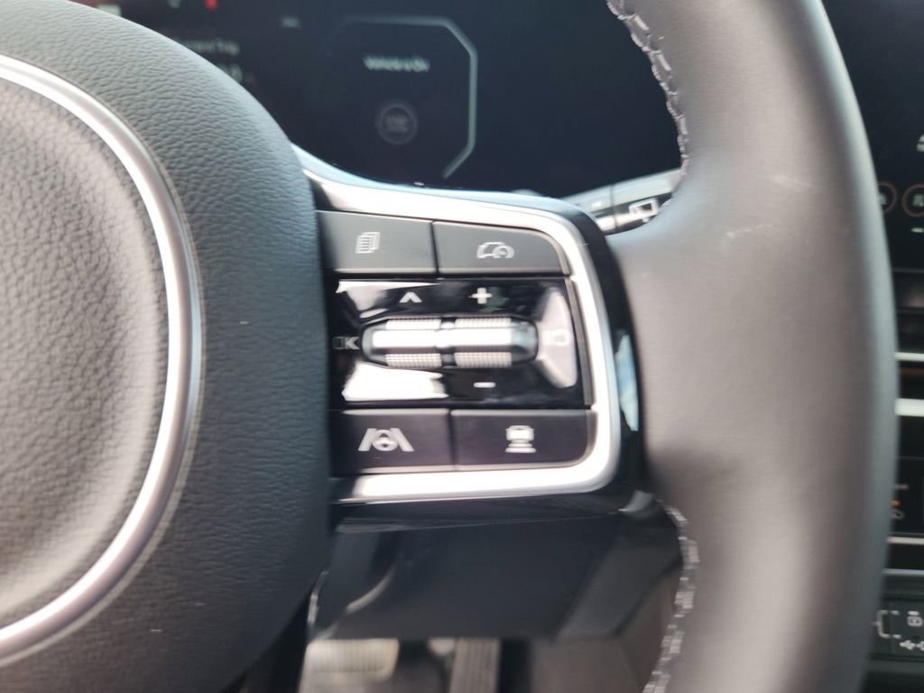 New 2025 Kia Carnival SX Prestige image 16