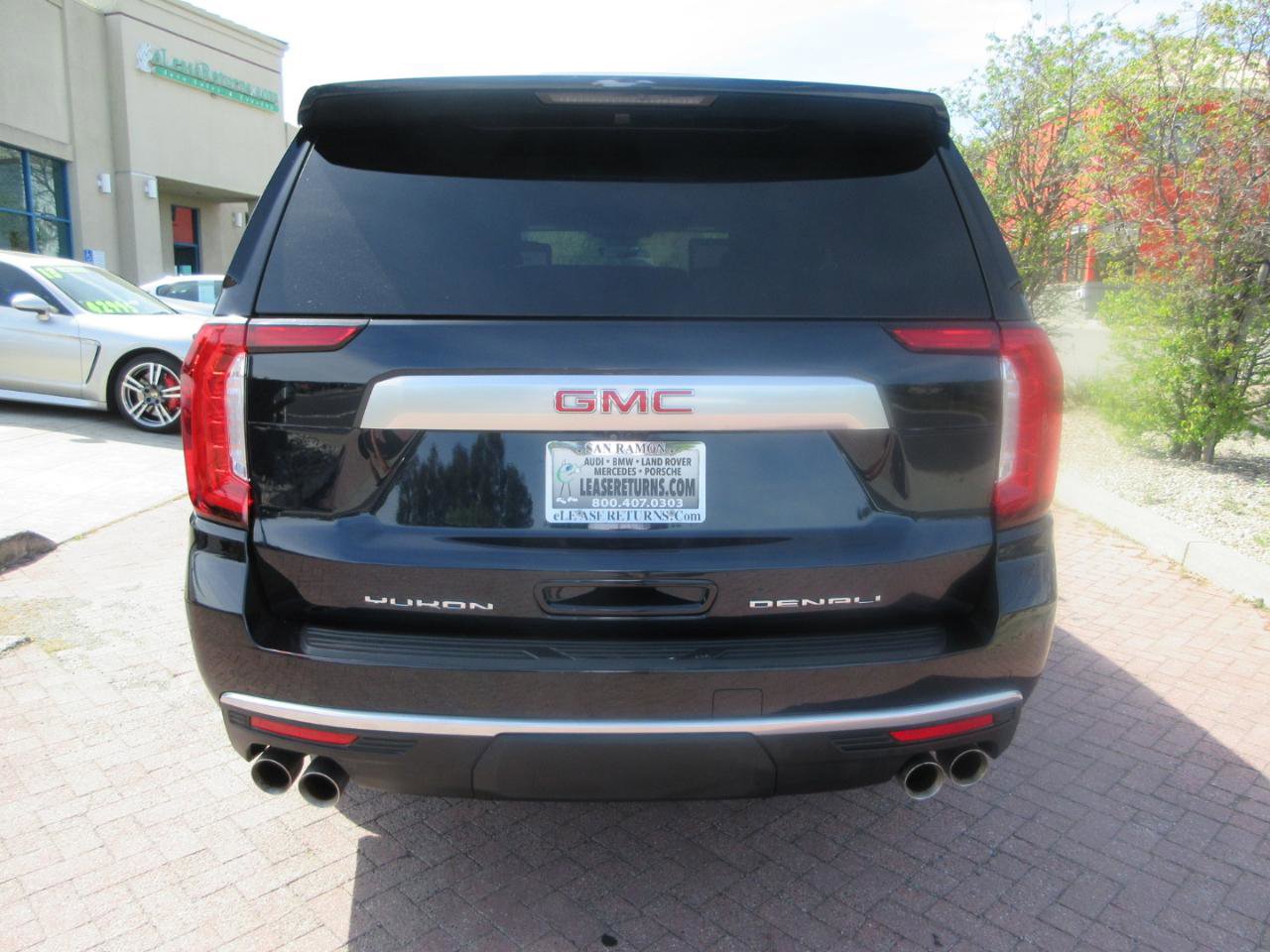 Used 2024 GMC Yukon Denali w/ Advanced Technology Package image 98