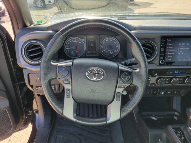 Used 2021 Toyota Tacoma TRD Off-Road w/ Technology Package image 15