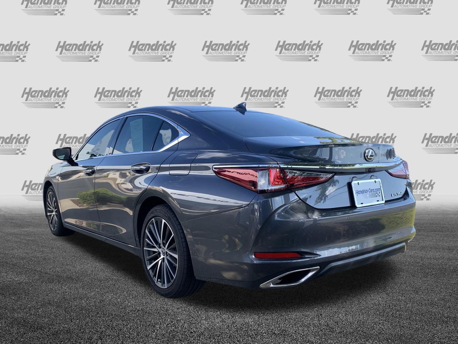 Used 2025 Lexus ES 350 w/ Premium Package FWD image 8