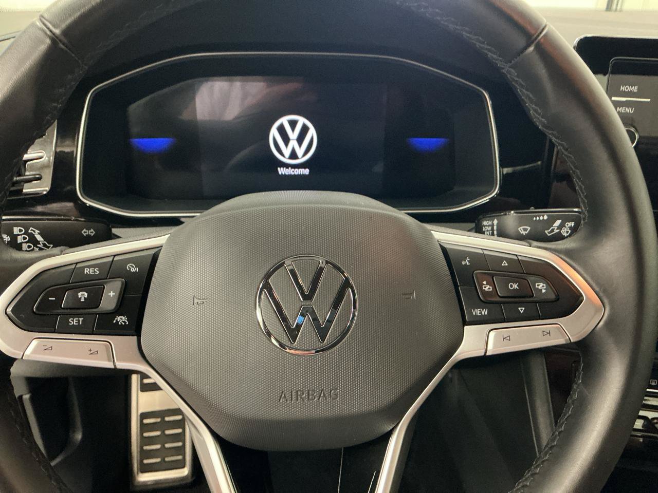 Used 2025 Volkswagen Jetta Sport FWD image 7