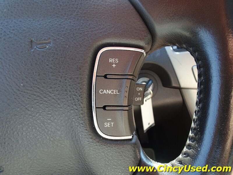 Used 2009 Hyundai Sonata Limited FWD image 19