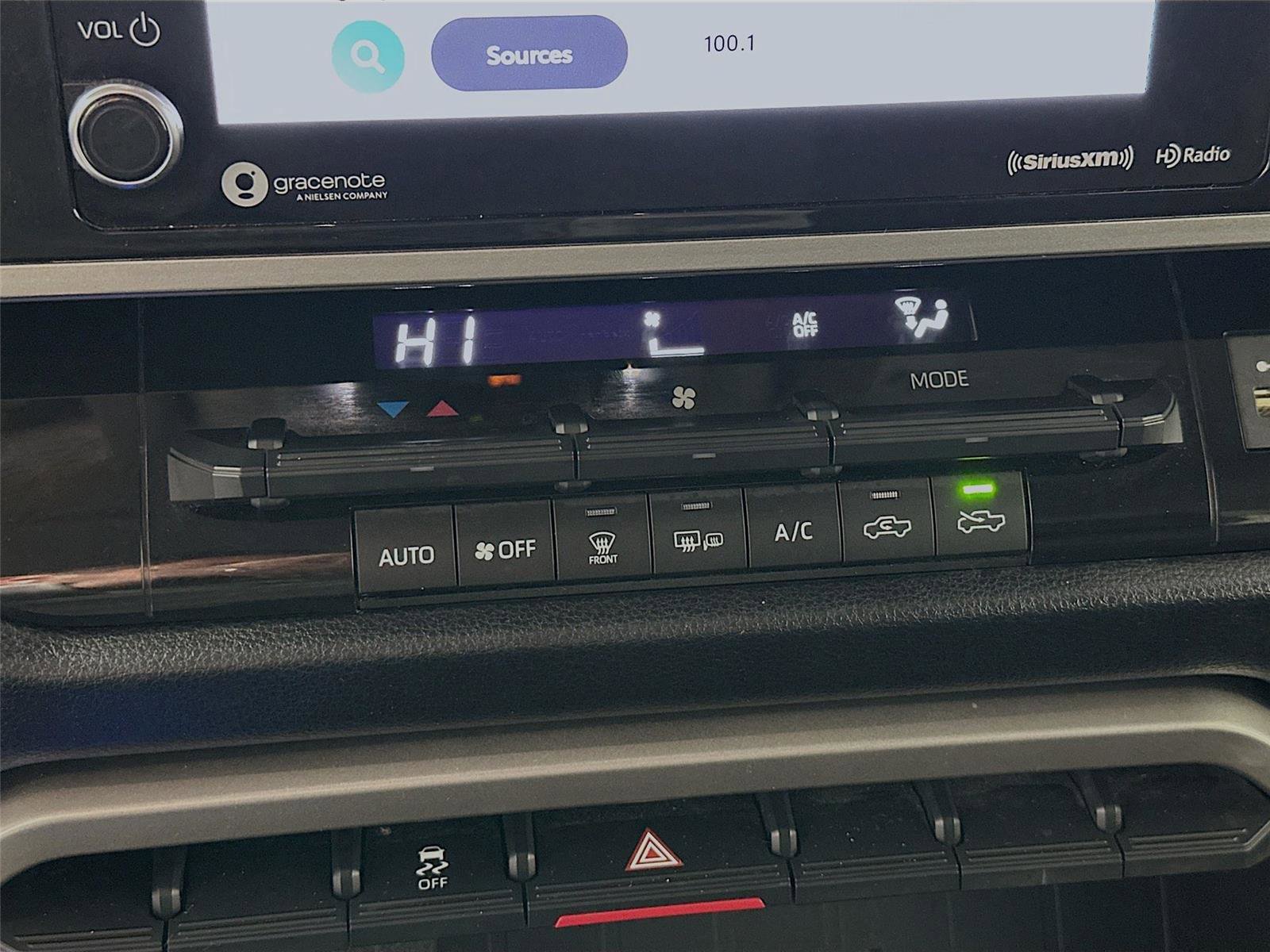 Used 2022 Toyota Tundra SR5 w/ TRD Sport Package image 9