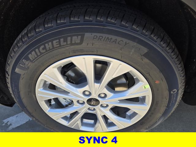 New 2026 Ford Escape Active FWD image 10