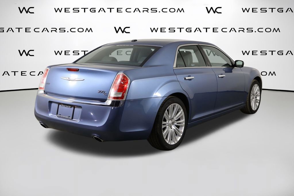 Used 2011 Chrysler 300 C RWD image 45