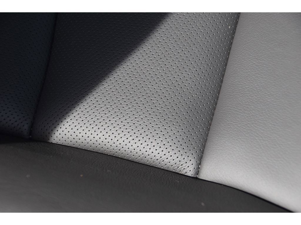 New 2025 Cadillac XT5 Premium Luxury w/ LPO, Floor Liner Package image 32