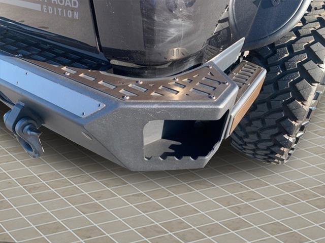 Used 2023 Jeep Gladiator Willys image 24